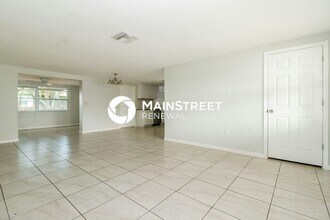 5815 Dahlia Ave in New Port Richey, FL - Building Photo - Building Photo