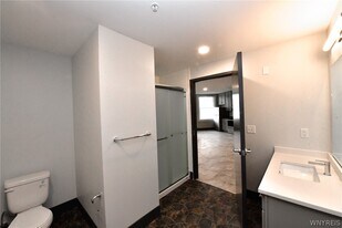 40 North St in Buffalo, NY - Building Photo