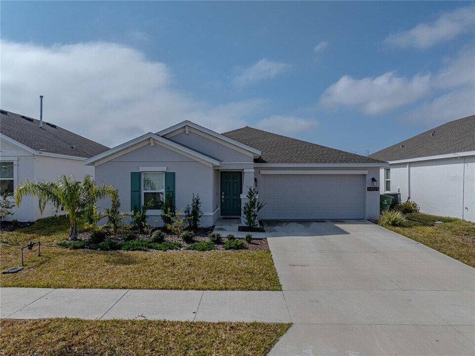 34575 Shellback St in Leesburg, FL - Building Photo