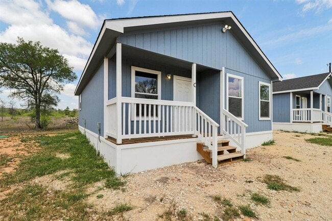 1087 Schubert Ln in Niederwald, TX - Building Photo - Building Photo