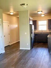 717 E St in Blaine, WA - Foto de edificio - Building Photo