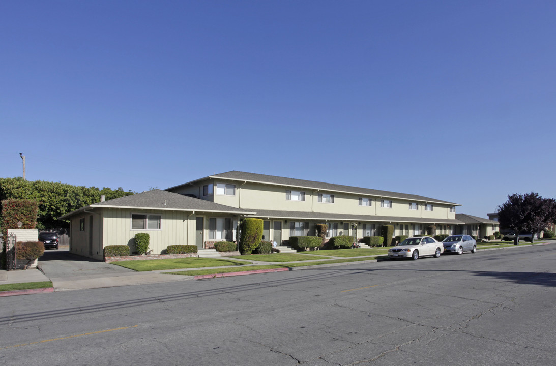 918-936 Iverson St in Salinas, CA - Foto de edificio