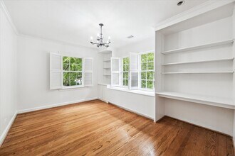 3014 University Blvd in West University Place, TX - Building Photo - Building Photo