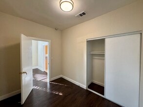 500-500 N Oakland Ave in Pasadena, CA - Building Photo - Building Photo