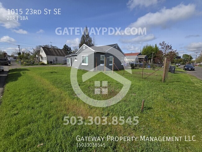 1015 23rd St SE in Salem, OR - Building Photo - Building Photo