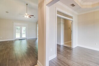 15033 S White Swan Dr in Gulfport, MS - Building Photo - Building Photo