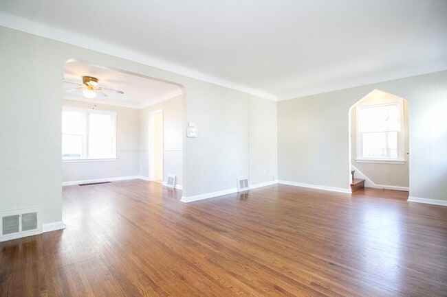 4353 Lyman Ave in Toledo, OH - Foto de edificio - Building Photo