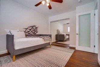 633 W Hyde Park Blvd in Inglewood, CA - Building Photo - Building Photo