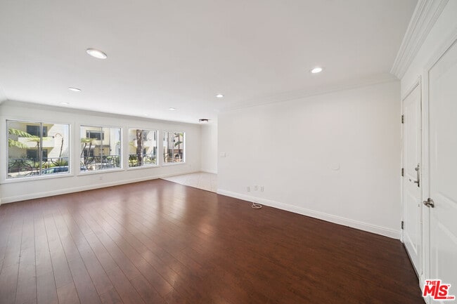 property at 133 N Swall Dr