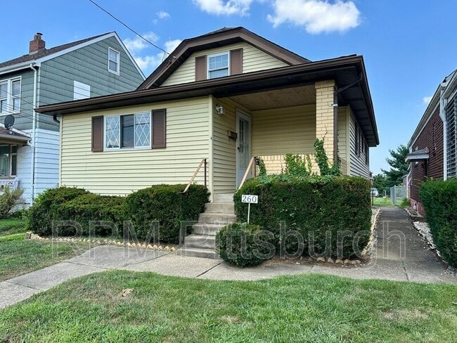 property at 260 W Marigold St