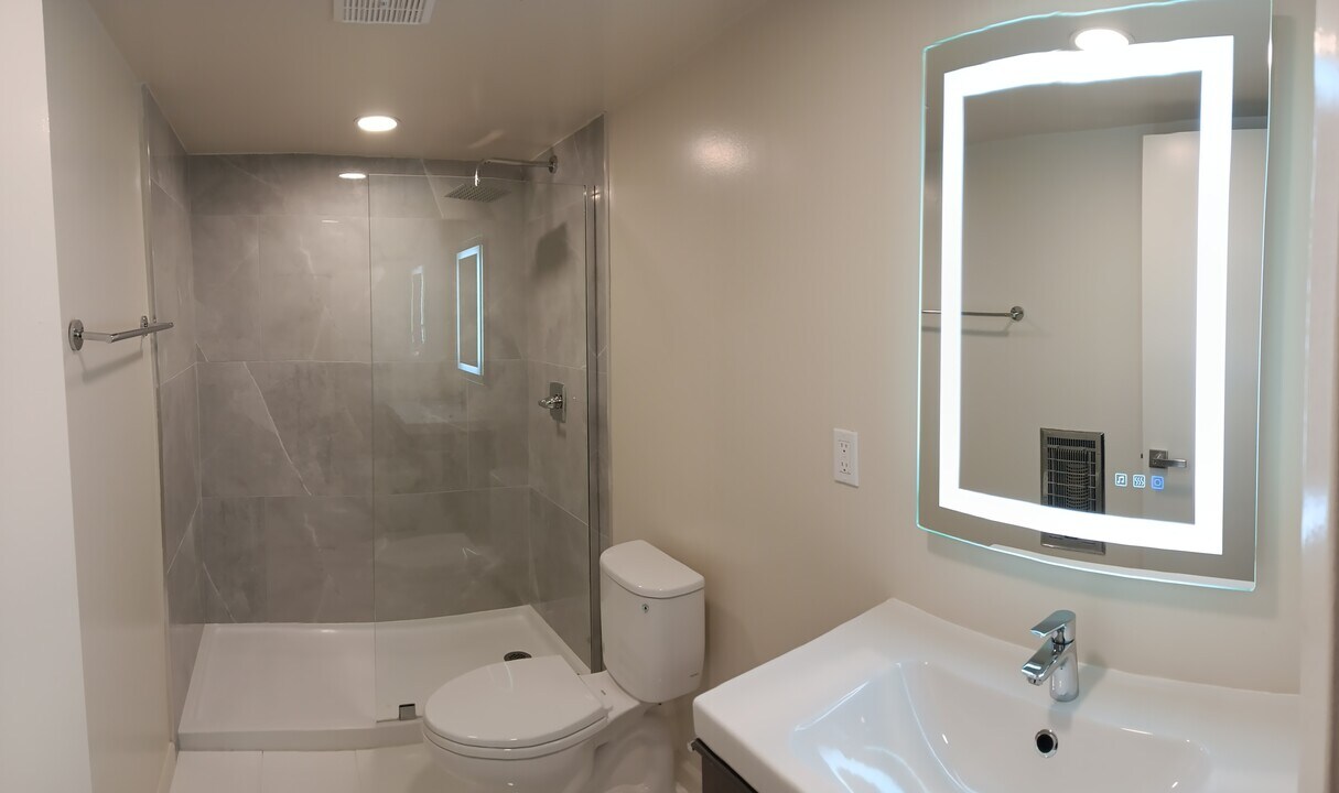 Carlmont Apartments - Entire Building Remodeled - 1 Month Free, No Pet Fee in Belmont, CA - Building Photo