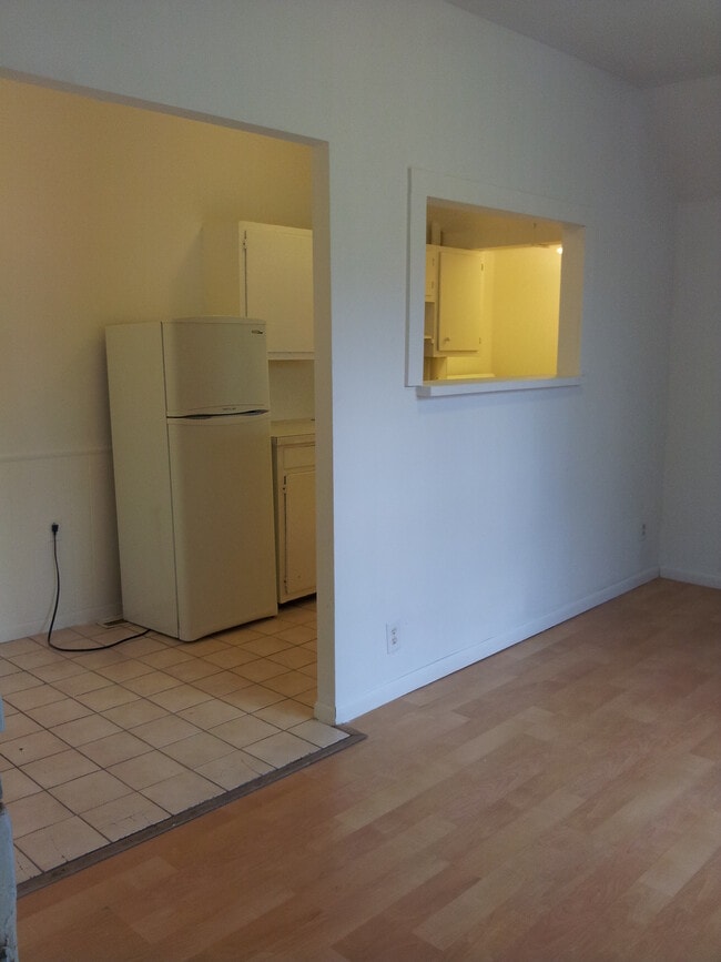 413 W Vine St, Unit 4