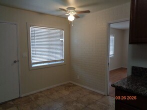 44538 2nd St E in Lancaster, CA - Building Photo - Building Photo