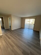 Heritage Grove Apartments in El Sobrante, CA - Building Photo - Building Photo