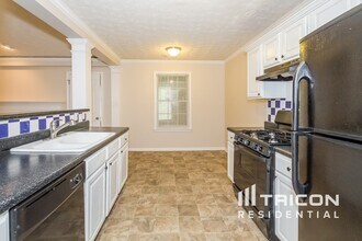 1440 Brookdale Dr in Sugar Hill, GA - Building Photo - Building Photo