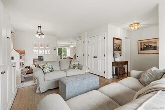 357 Midland Ave in Rye, NY - Building Photo - Building Photo