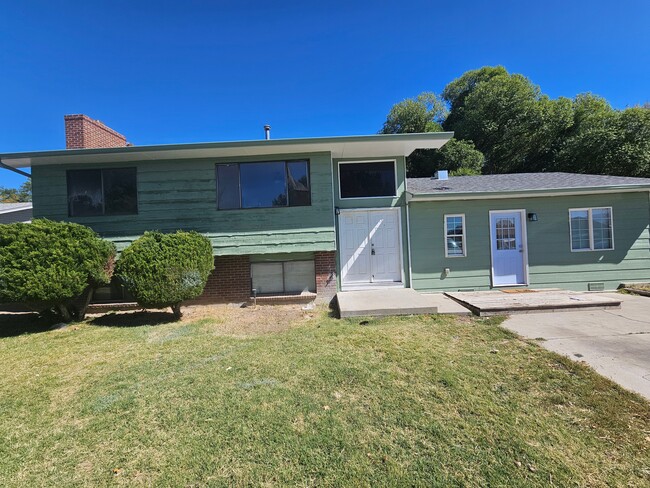 property at 618 Hudson Bay Dr