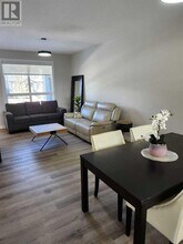24 Silverton Gln Grn SW in Calgary, AB - Building Photo - Building Photo
