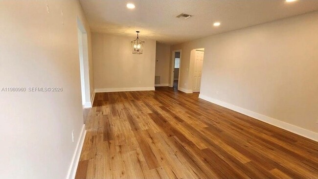 2511 Hayes St in Hollywood, FL - Foto de edificio - Building Photo