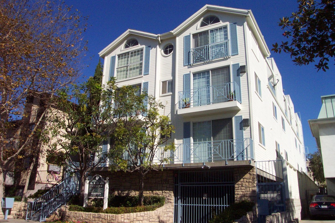 Lido Apartments - 3728 Delmas Terrace in Los Angeles, CA - Building Photo