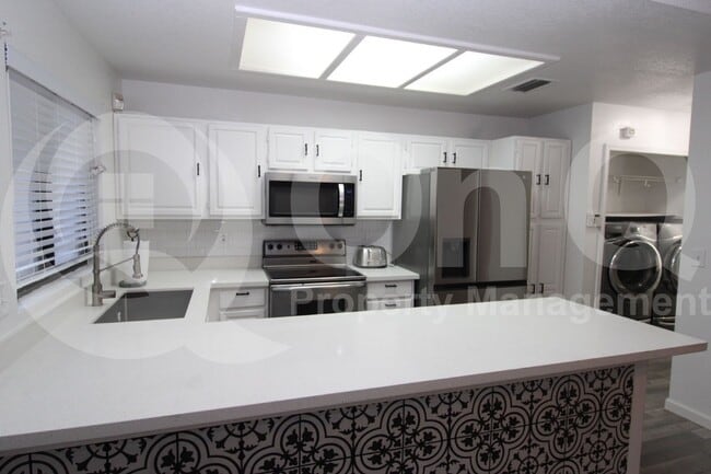 170 E Guadalupe Rd in Gilbert, AZ - Building Photo - Building Photo