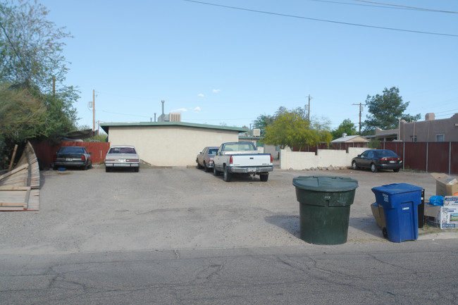 2832 N Euclid Ave in Tucson, AZ - Foto de edificio - Building Photo