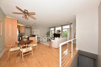 1515 N Van Buren St in Milwaukee, WI - Building Photo - Building Photo