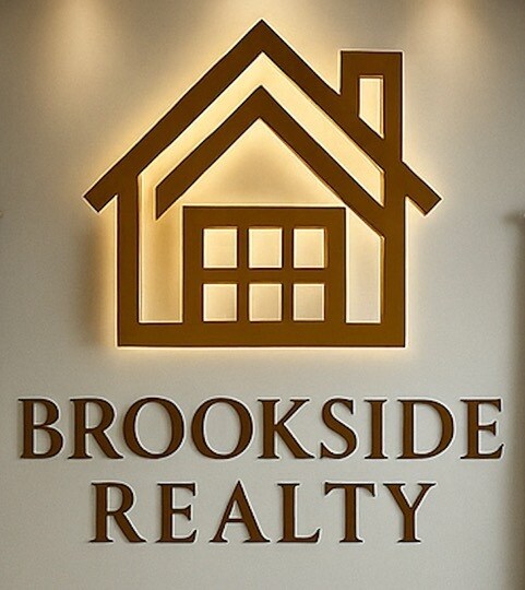 24602-24105 105 A Ave in Maple Ridge, BC - Building Photo