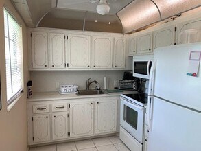 53 Brighton B in Boca Raton, FL - Building Photo - Building Photo