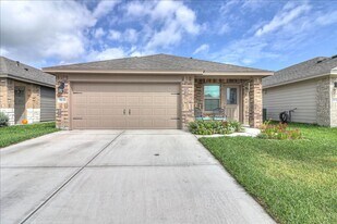 7630 Shadow Rider Ln in Corpus Christi, TX - Building Photo