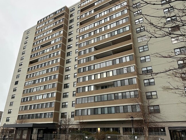 property at 6 Whittier Pl