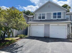 1207 Brookdale Dr in Carpentersville, IL - Building Photo