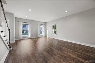44 Eagle St in Williamsville, NY - Building Photo - Building Photo