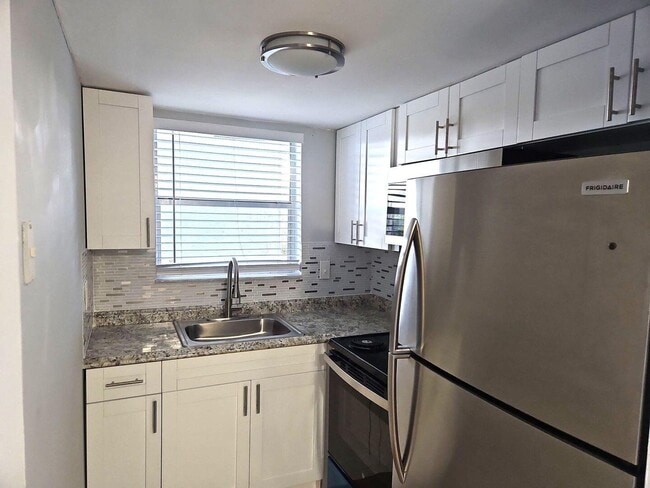 property at 665 Glouchester St