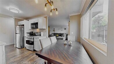 4591 Orange Ave in Long Beach, CA - Building Photo - Building Photo