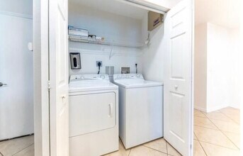 22110 Majestic Woods Way in Boca Raton, FL - Building Photo - Building Photo