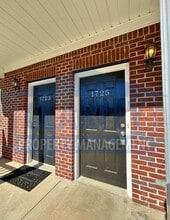 1725 New Castle Dr NE in Cleveland, TN - Building Photo - Building Photo
