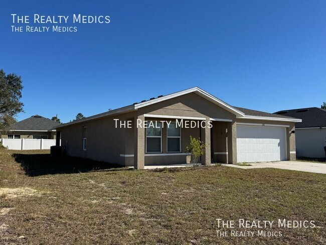 392 Aster Ct in Poinciana, FL - Building Photo - Building Photo