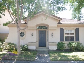 1139 Reston Dr in Folsom, CA - Building Photo - Building Photo