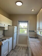 1019 E 33rd St in Oakland, CA - Building Photo - Building Photo