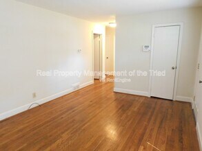 1104 Madison Ave in Winston-Salem, NC - Building Photo - Building Photo