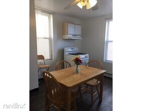 257 Cambridge St-Unit -Apt 3 in Cambridge, MA - Building Photo - Building Photo