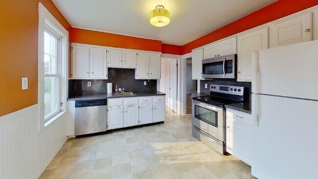 property at 1 Windsor Rd
