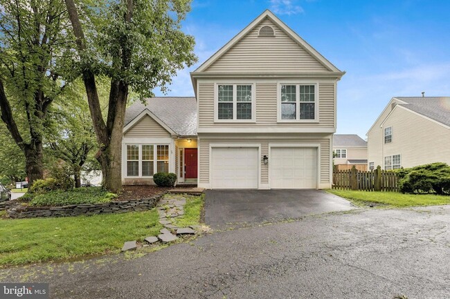 property at 507 Foxridge Dr SW