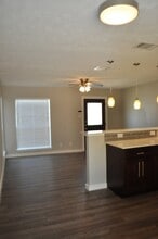 1243 Centerville Rd in Dallas, TX - Building Photo - Building Photo