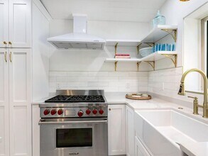 6979 Longboat Dr S in Longboat Key, FL - Building Photo - Building Photo