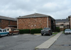 2604 Harvard Ave in Metairie, LA - Building Photo