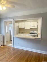 15111 Vernor Hwy, Unit 6 in Grosse Pointe Park, MI - Building Photo - Building Photo