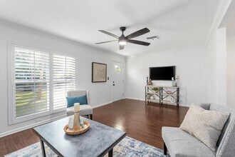 910 16th St N in Jacksonville Beach, FL - Building Photo - Building Photo