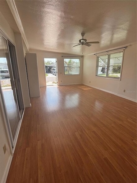 5236 Kenwood Ave in Sarasota, FL - Building Photo - Building Photo